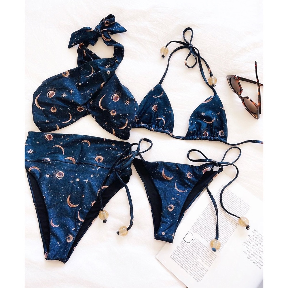 Beach Riot | Moon Shimmer Bikini Set. - Picture 4 of 7
